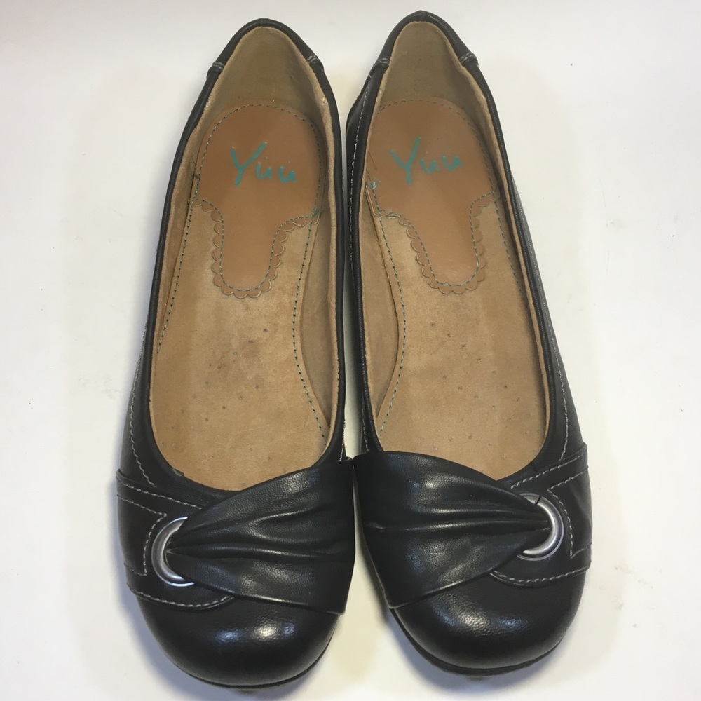YUU women's flats black vegan 7.5M